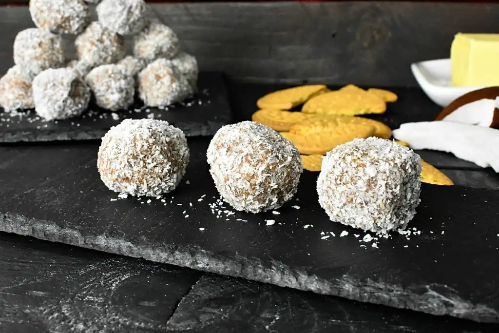 Simple-sugarfree-coconut-bliss-balls-1-SunCakeMom