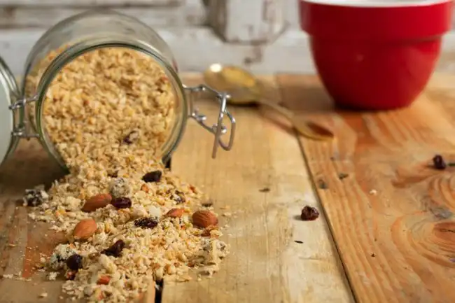 Sugar-free-healthy-granola-recipe-2-SunCakeMom