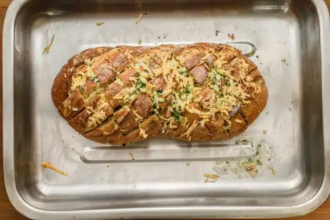 Garlic bread recipe - SunCakeMom