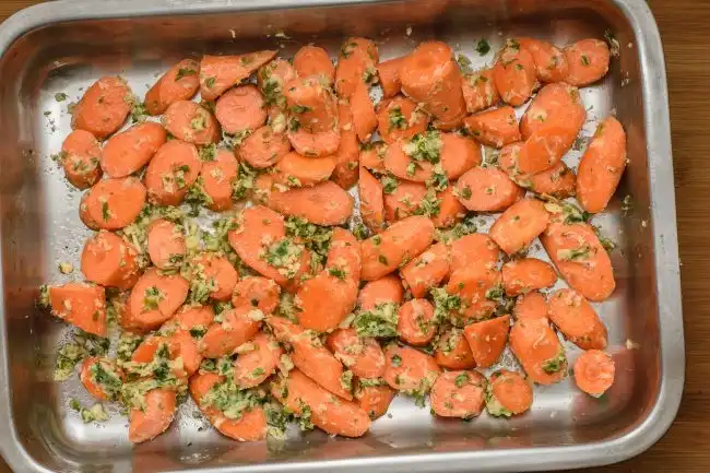 Oven roasted carrots recipe - SunCakeMom