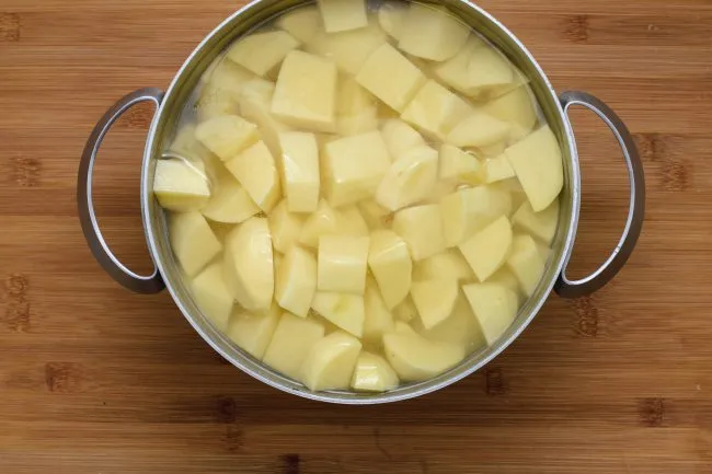 Cook-cut-potatoes--gp--1-SunCakeMom