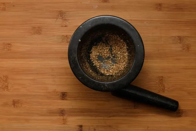 Pestle-mortar-spices-herbs-ground-coriander-cumin-black-pepper--gp--1-SunCakeMom