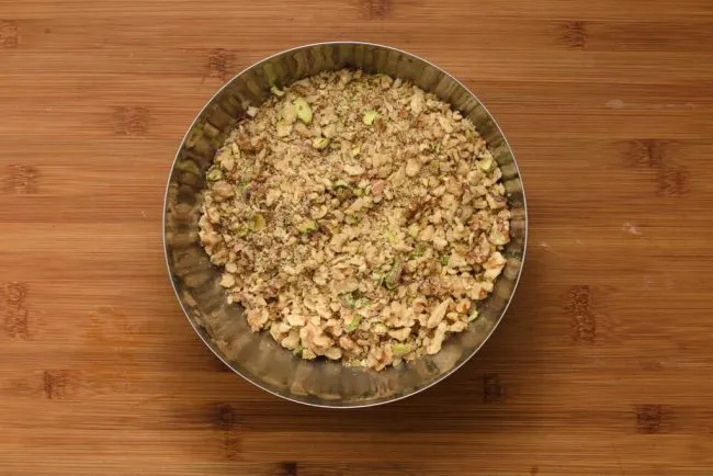 Pistachio-walnut-whole-ground--gp--2-SunCakeMom